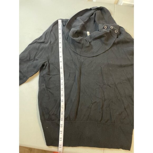 Leo & Nicole Black Buttoned Cowl Neck Off Shoulder 3/4 Sleeve Sweater Sz LP - Picture 9 of 9